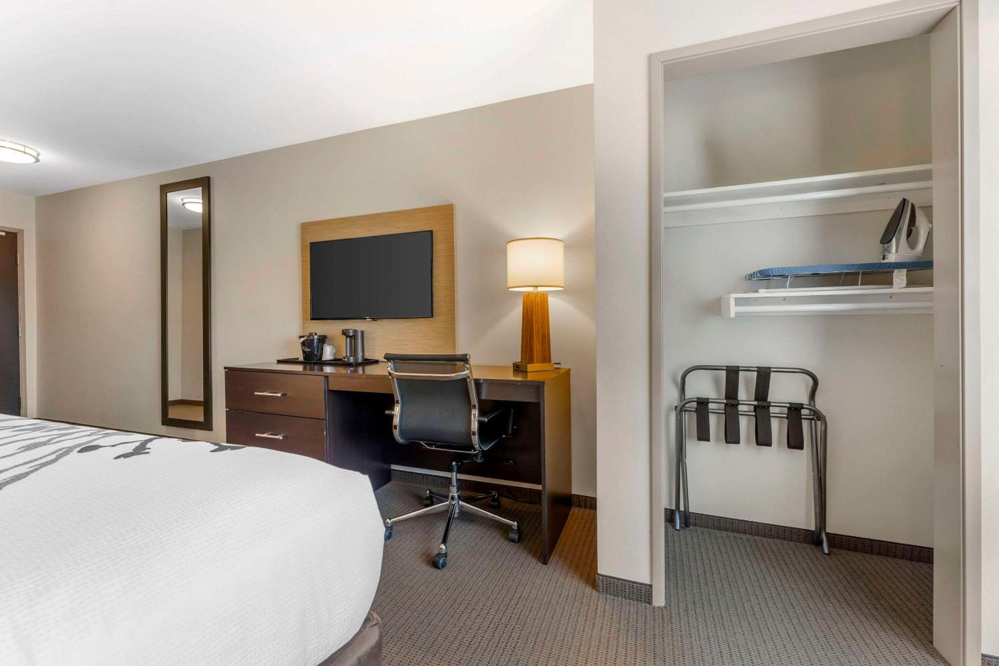 Sleep & Hotel 3*