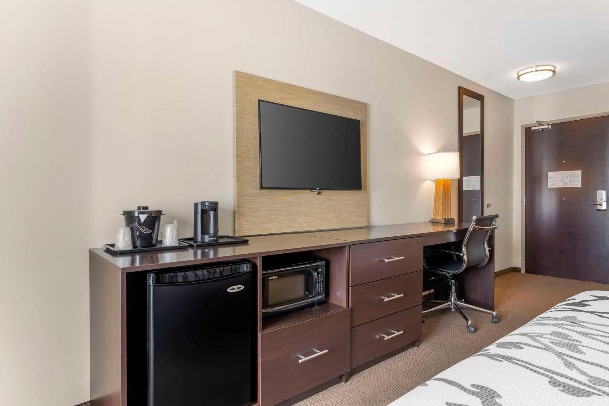 Hotel Sleep & 3*